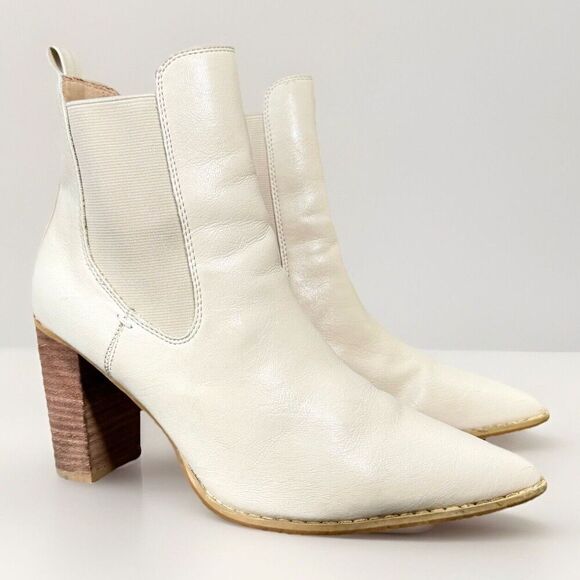 Mi.iM Esmee Chelsea Boot Size 8.5 Off White Stacked Heel Pointed Toe Bootie - Picture 1 of 15